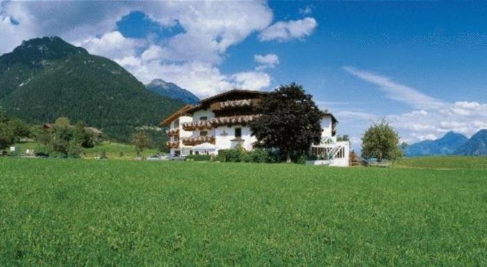 Gasthof Und Hotel Rieder Gmbh 젠바흐 외부 사진